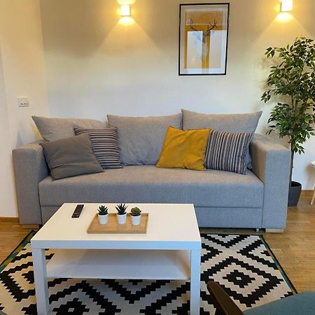 City Break Apartments Chic And Luxury ベオグラード エクステリア 写真