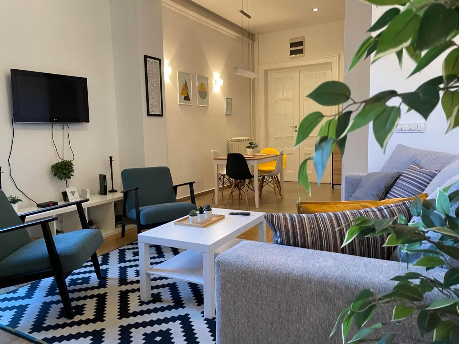 City Break Apartments Chic And Luxury ベオグラード エクステリア 写真