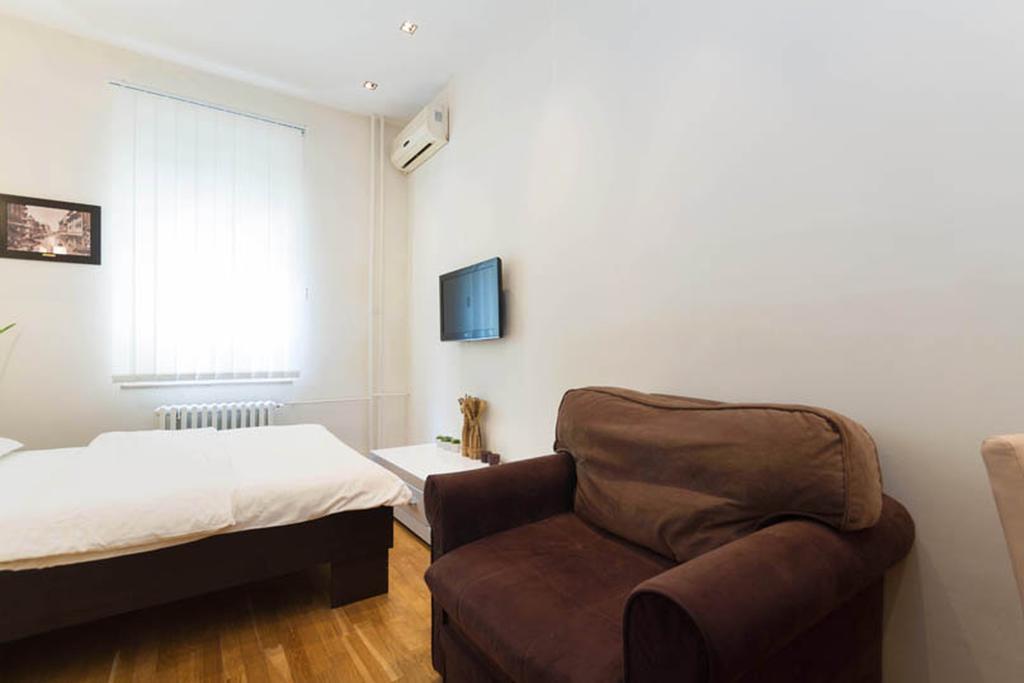 City Break Apartments Chic And Luxury ベオグラード エクステリア 写真