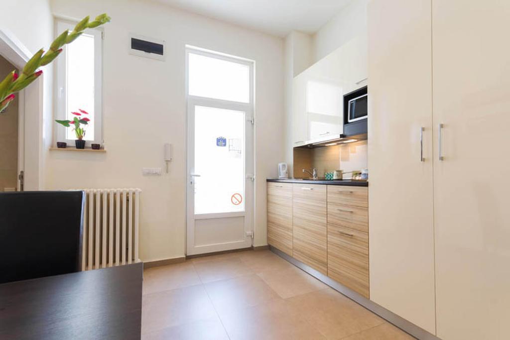 City Break Apartments Chic And Luxury ベオグラード エクステリア 写真