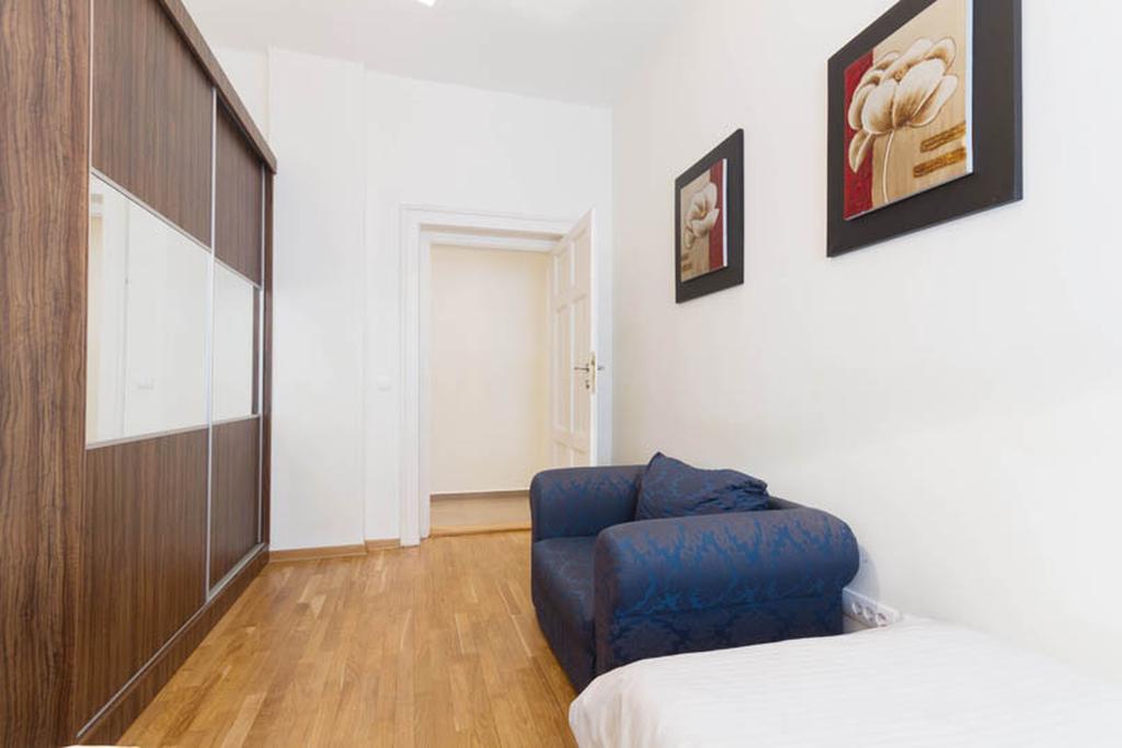 City Break Apartments Chic And Luxury ベオグラード エクステリア 写真